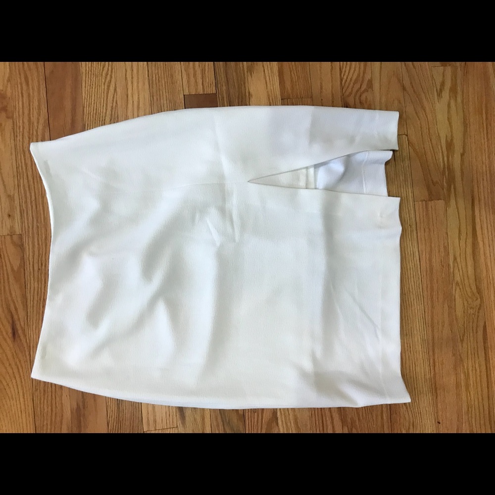White pencil skirt with front slit